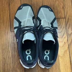 Navy On cloud Men’s Shoes - size 11